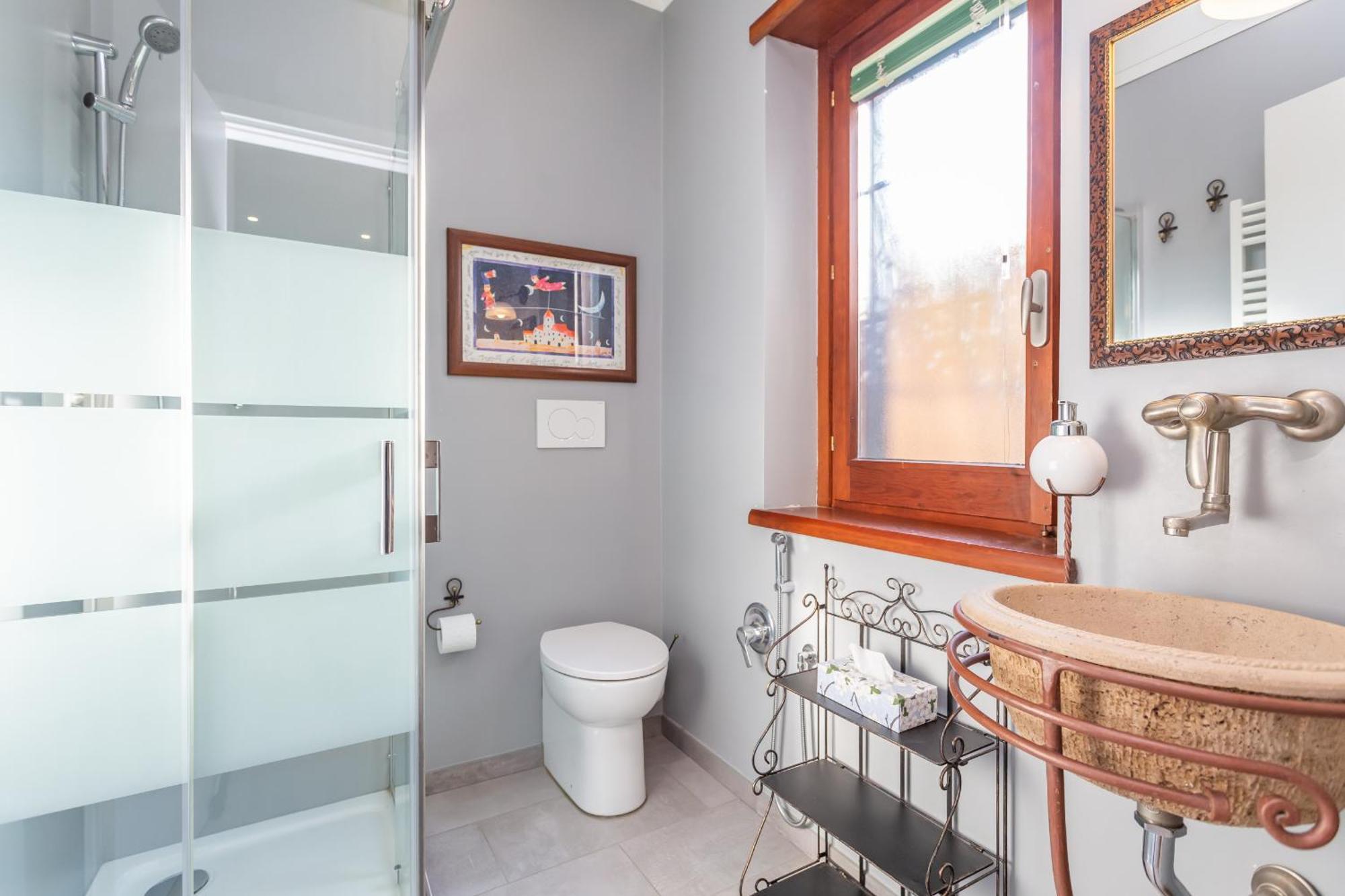 Spacious 4 Bdr With Parking Apartamento